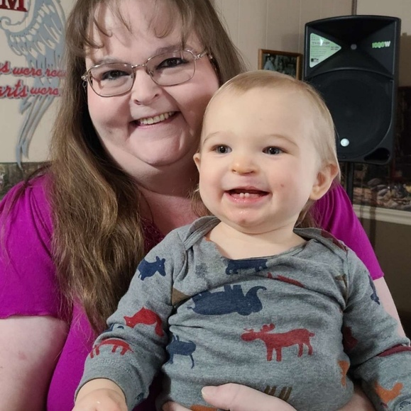 Meet your Posher, Amy - Picture 1 of 1